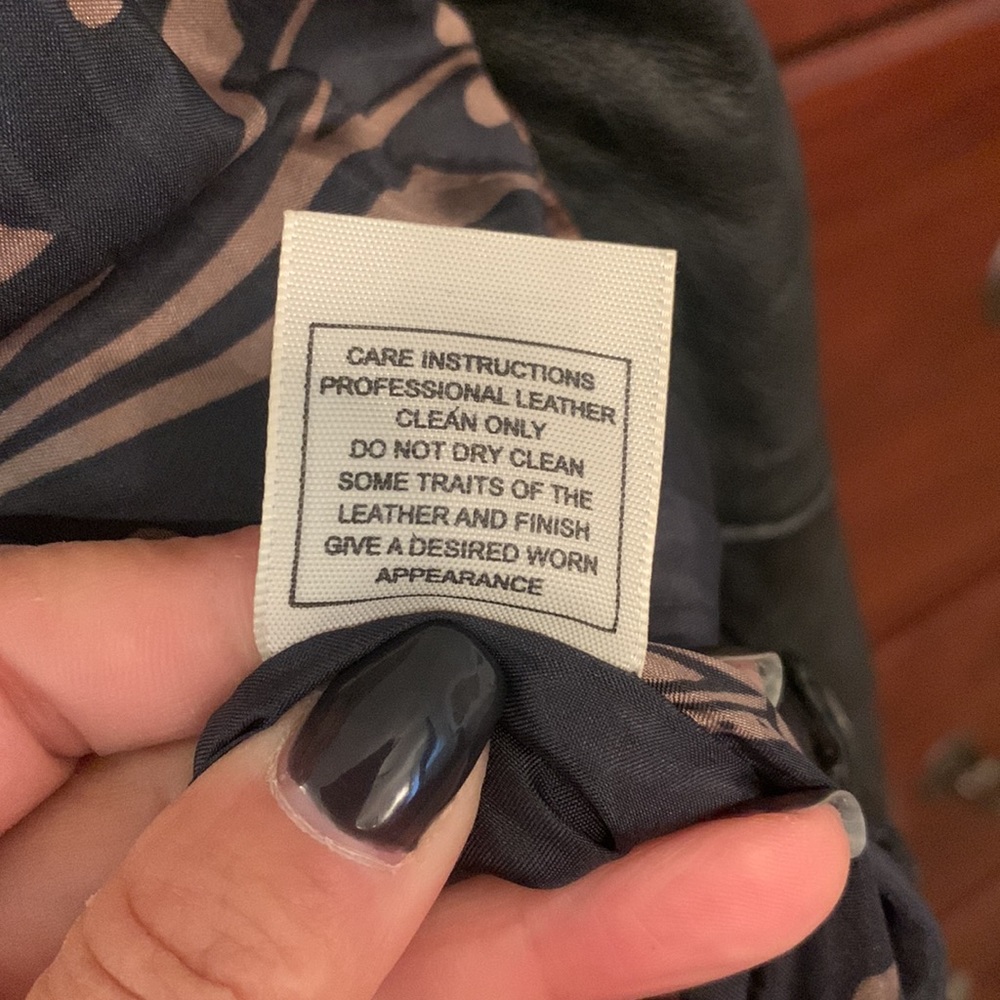 June 100% Genuine Leather Jacket - Picture 8 of 11